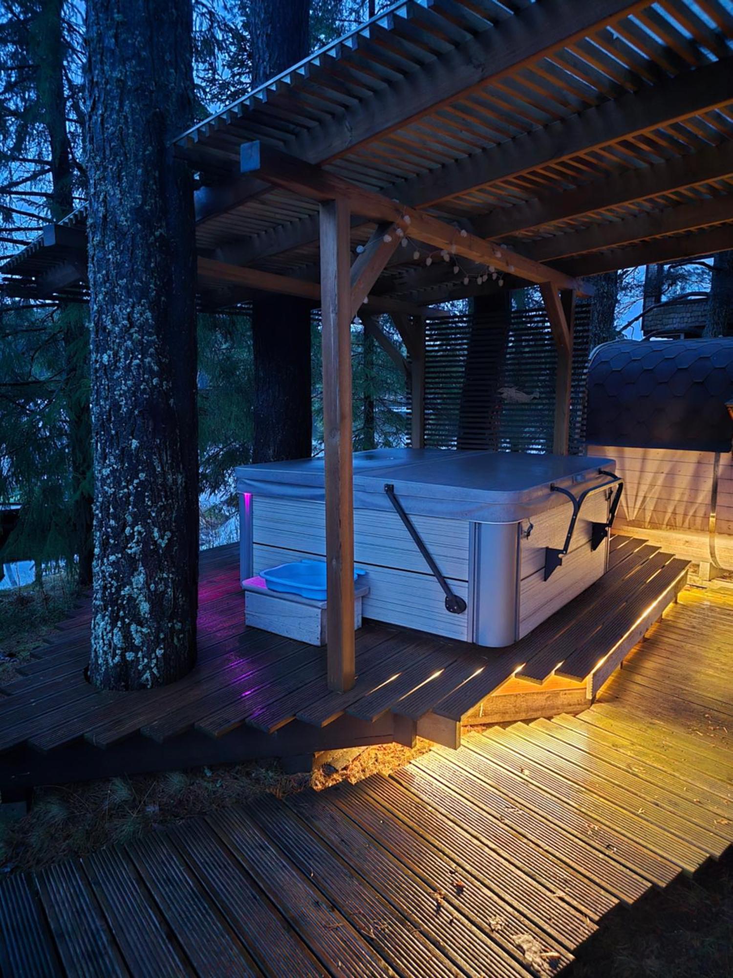 Treehouse Ciekurs Villa Dukuri Luaran gambar