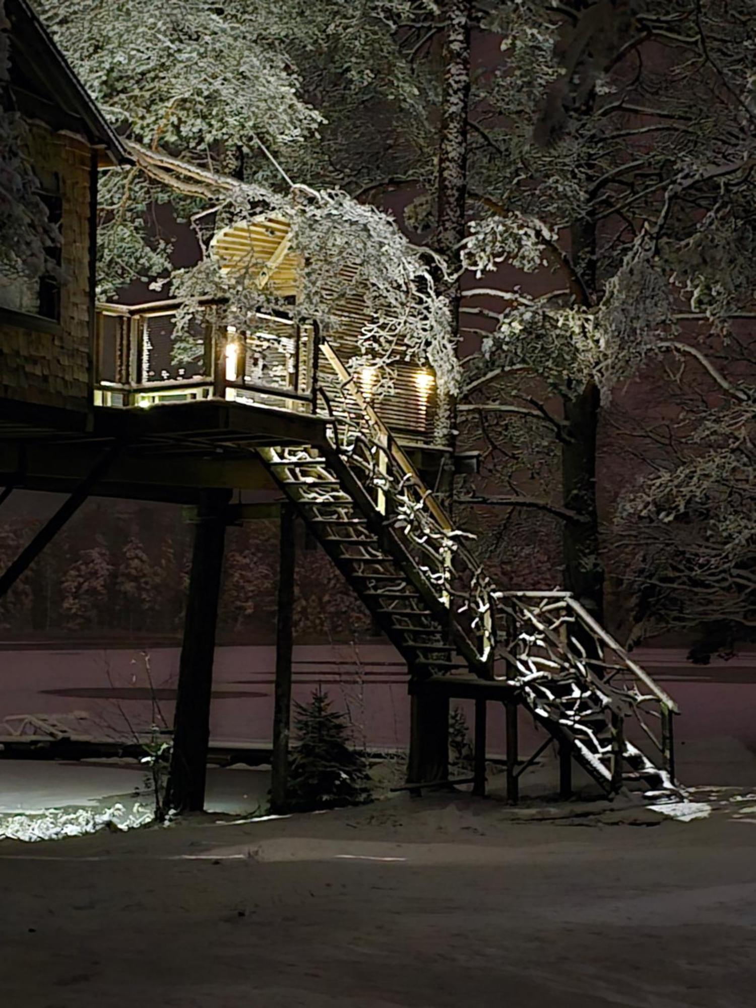 Treehouse Ciekurs Villa Dukuri Luaran gambar